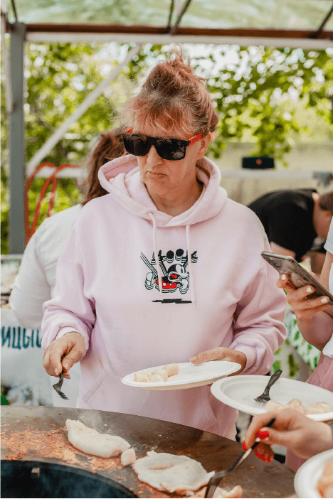 пить и жарить