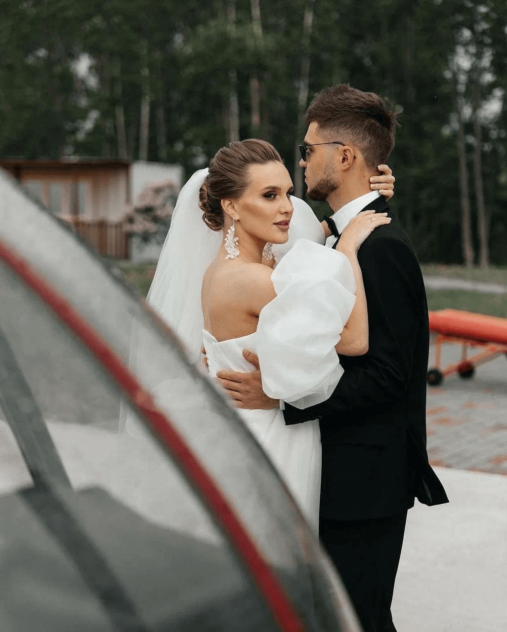 Полет на вертолете с фотосессией для молодоженов