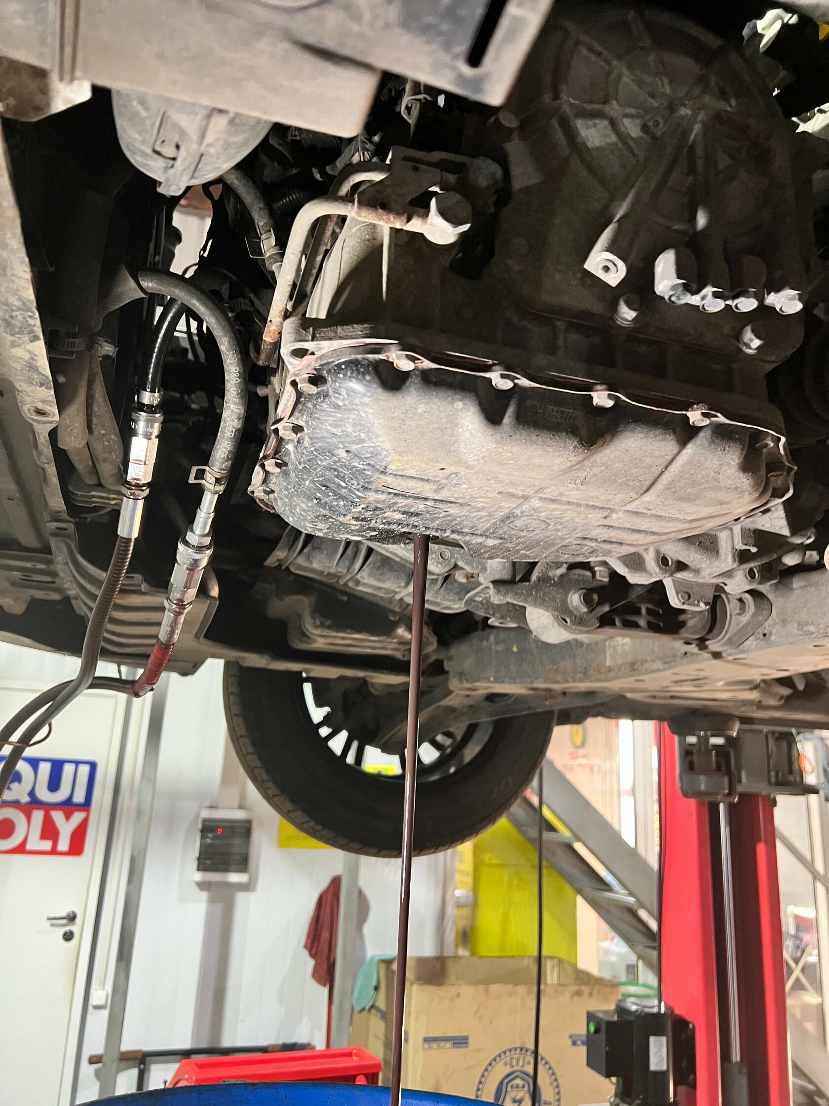 Слив масла из поддона АКПП Hyundai