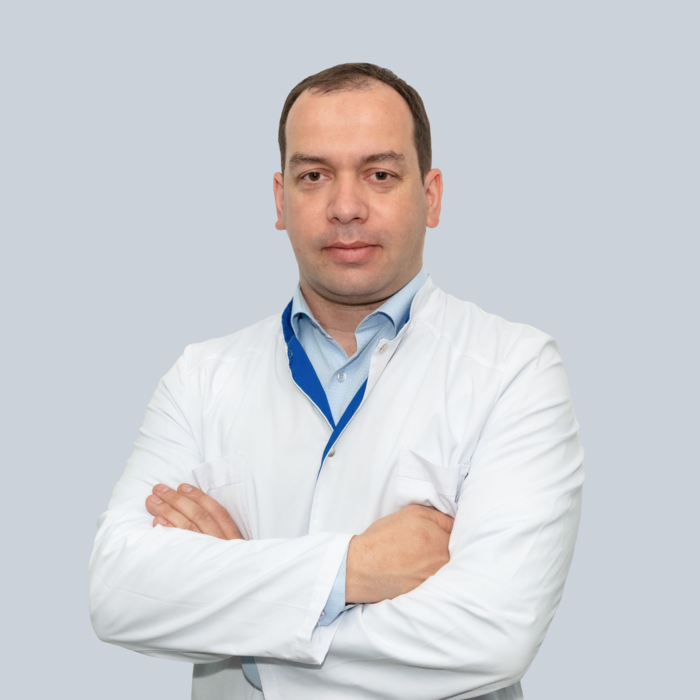Чулков Олег Геннадьевич — стоматолог-хирург, имплантолог