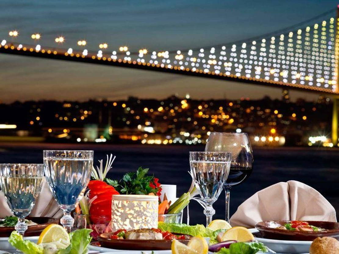 Ужин в Стамбуле