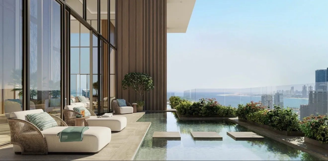 Terrace with a plunge pool