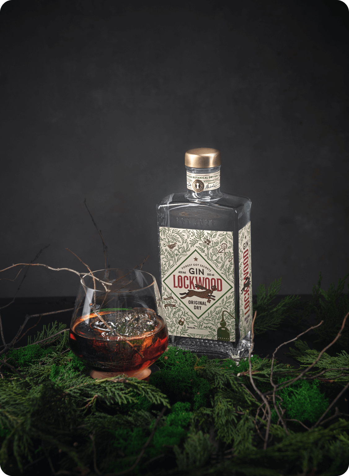 Джин lockwood. Локвуд ориджинал драй. Джин Original Dry Lockwood. Джин Локвуд ориджинал. Gin Lockwood Original Dry 0.5l.