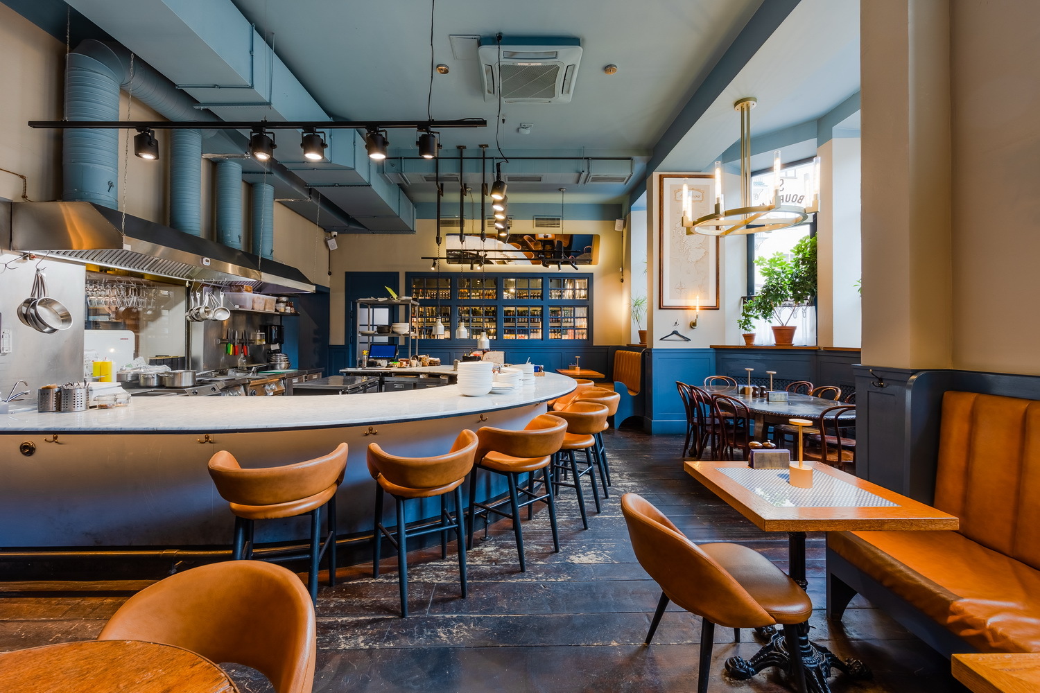 Smokey bones на московском. Смоки бонс ресторан. Смоки бонс московский просп 204. Смоки бонс ресторан. Smokey bones на московском.