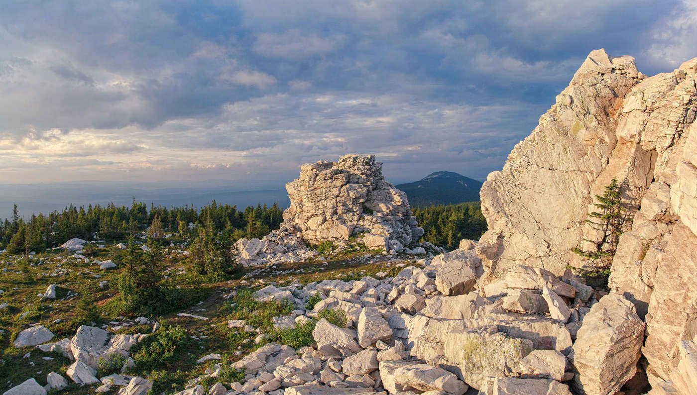 Зюраткуль гора высота