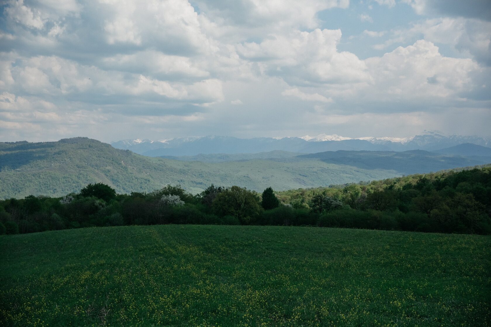 Осетинская природа и исторические памятники