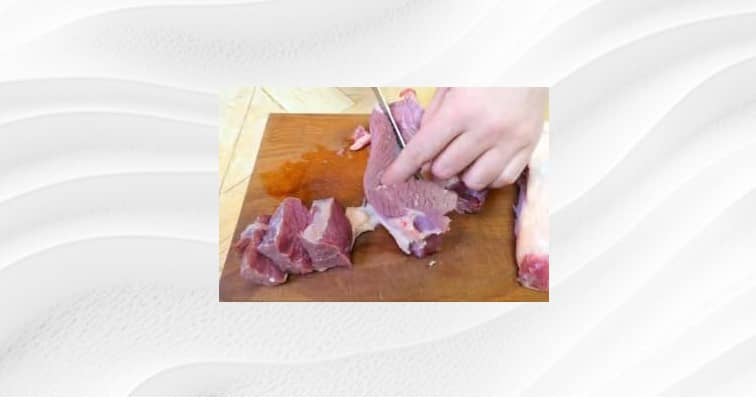 Приготовление супа харчо с рисом и томатной пастой: шаг 1