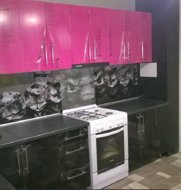 черно розовая кухня заказать