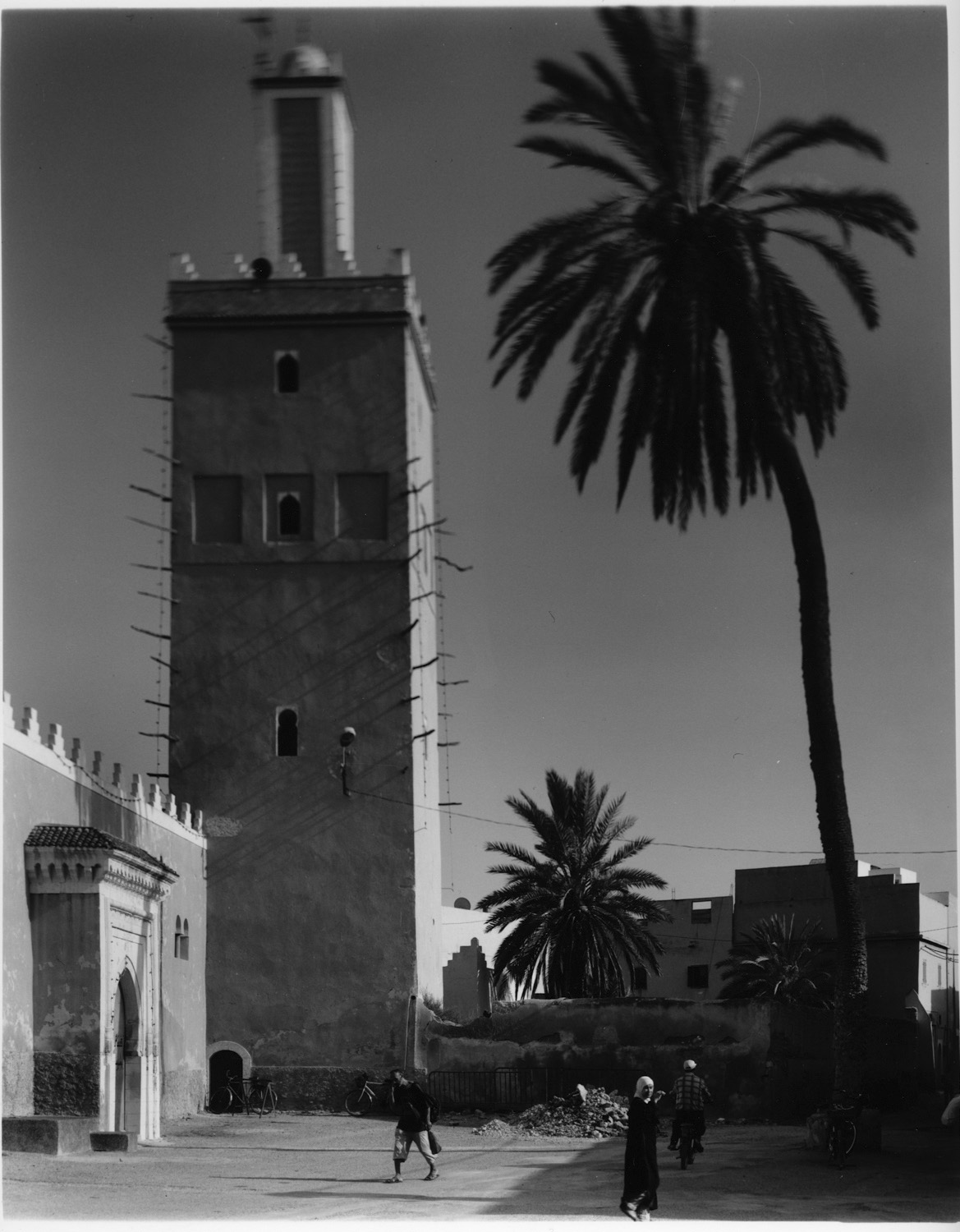 Mosque of Tiznit. 2011. BW Negative 4×5 inch.