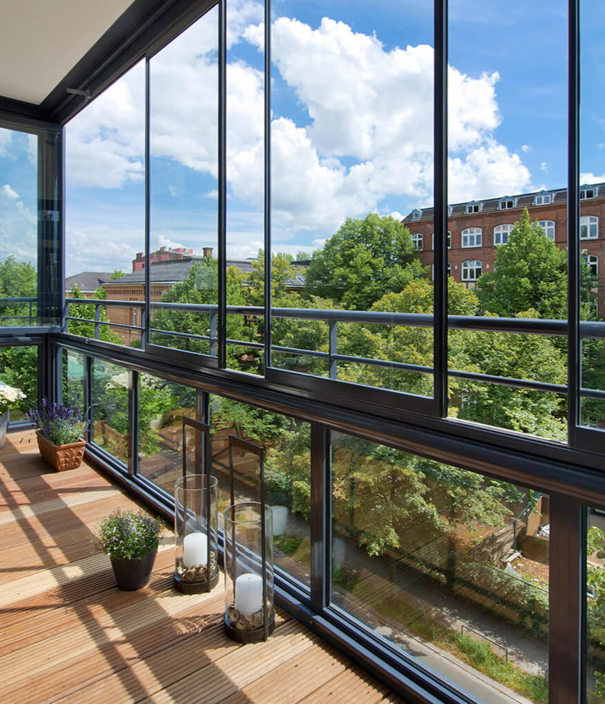 Панорамное остекление СПб любой сложности от компании GLADIS