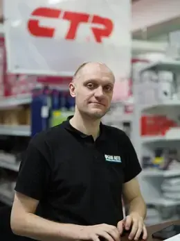 Алексей Перцев, менеджер магазина автозапчастей