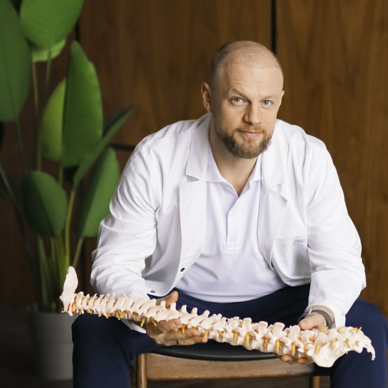 Fotografija neurohirurga Feniksova