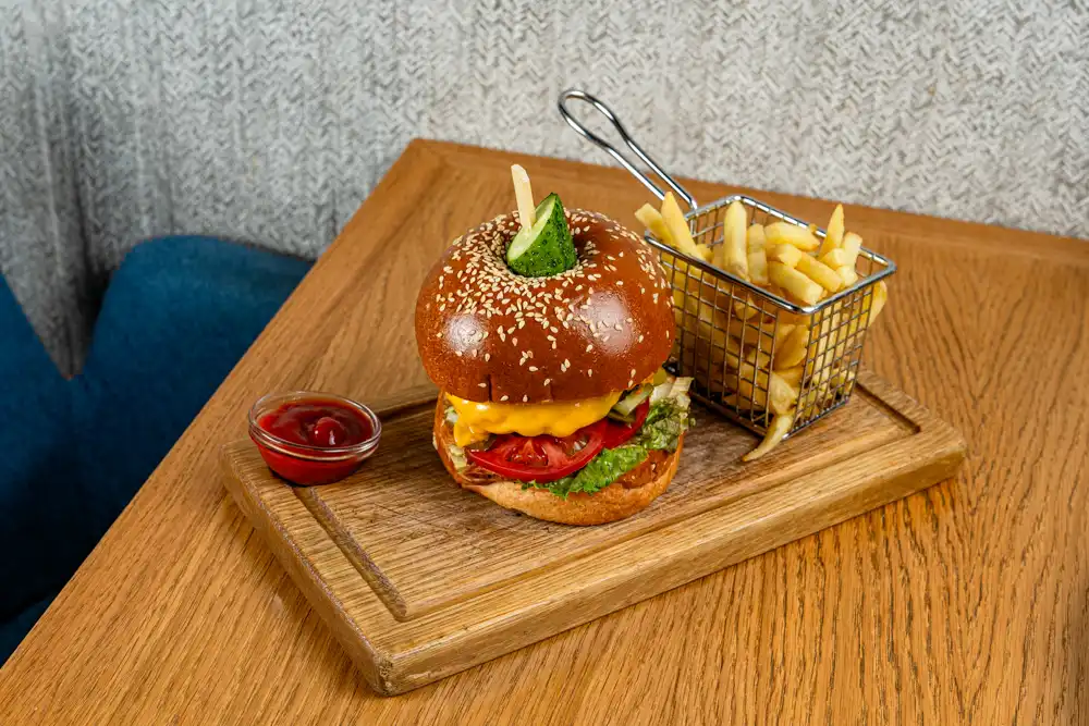 Паблик кафе на Ленинском проспекте