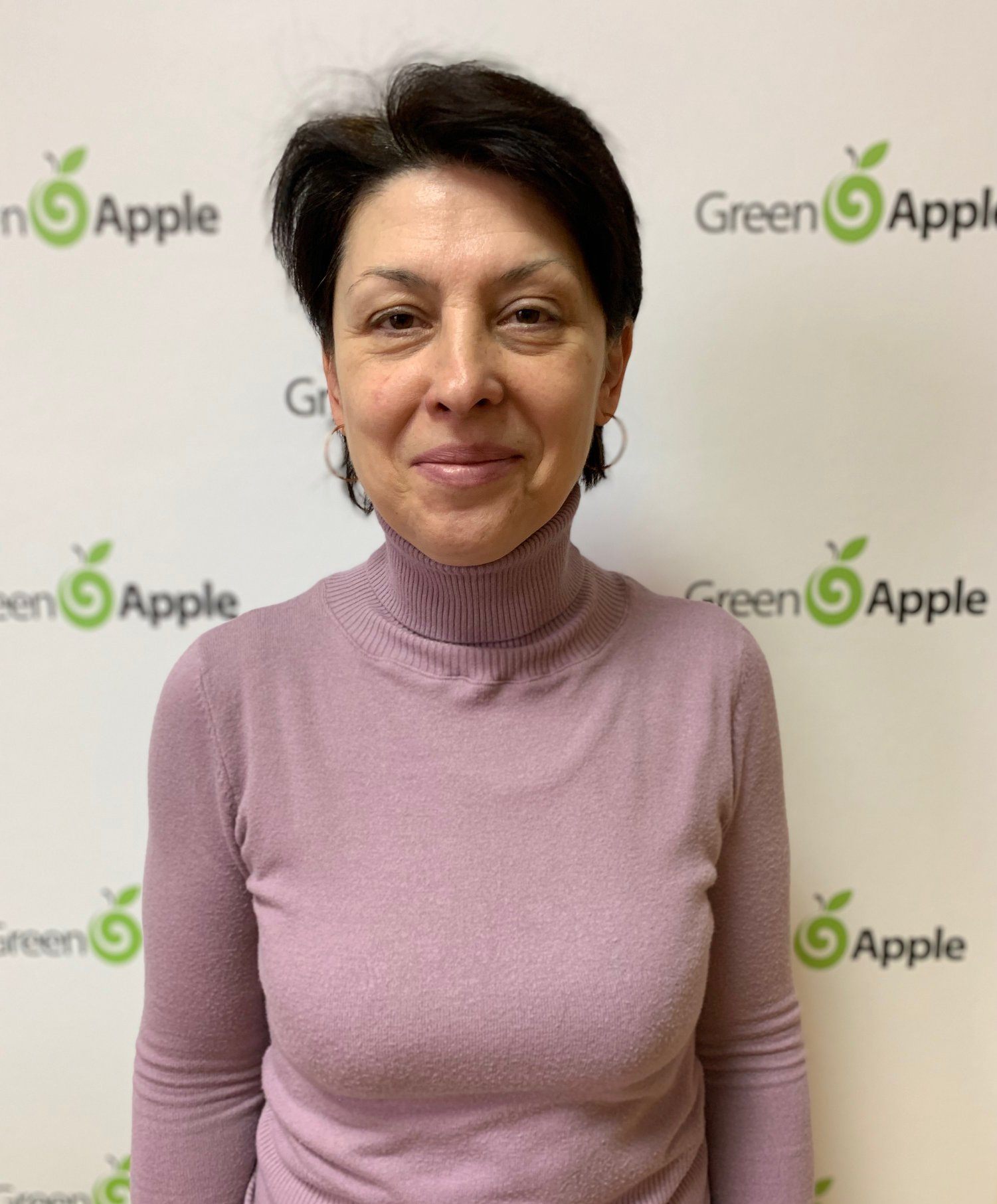 Green Apple — Профессиональный Подбор Персонала для Дома