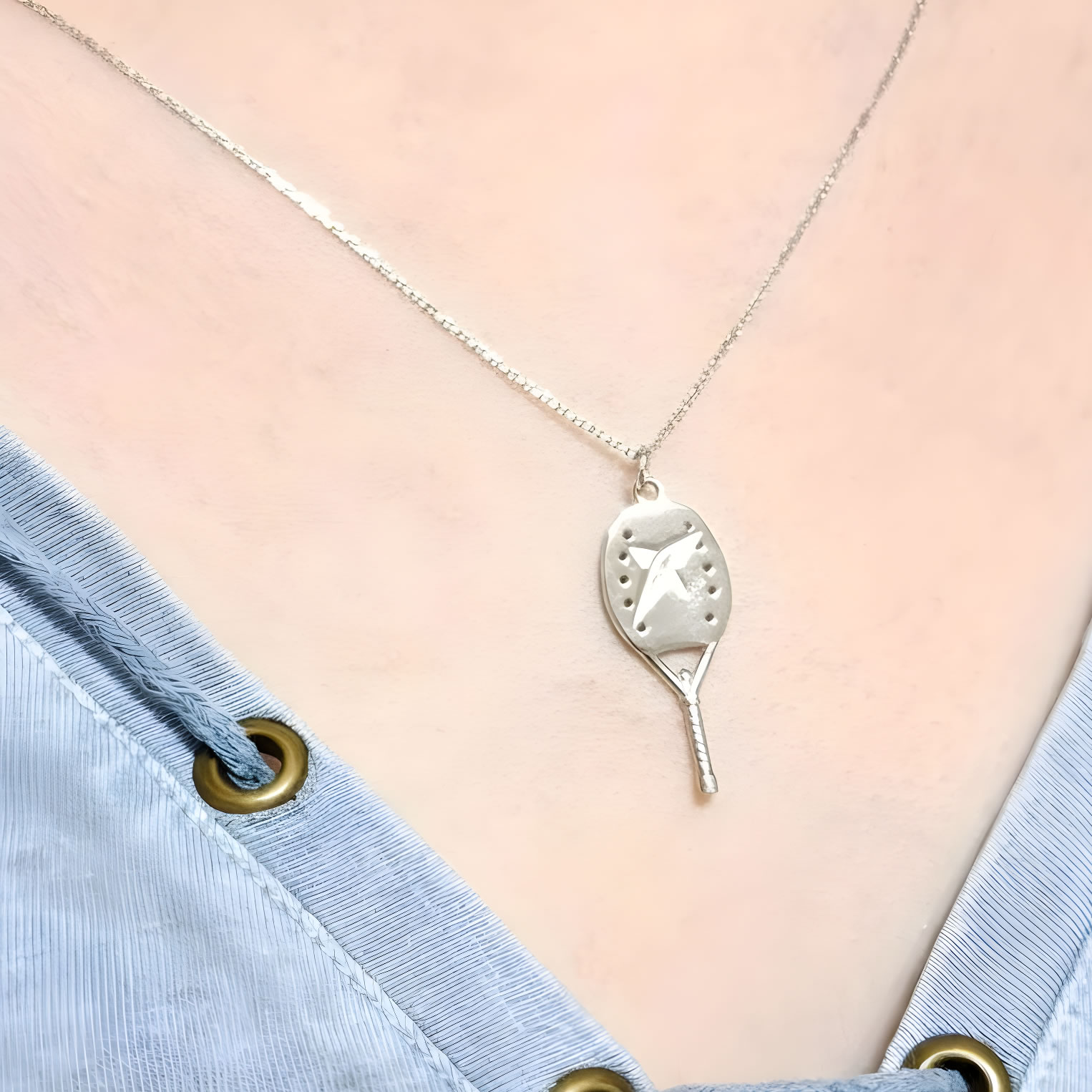 серебряная подвеска ракетка пляжный теннис