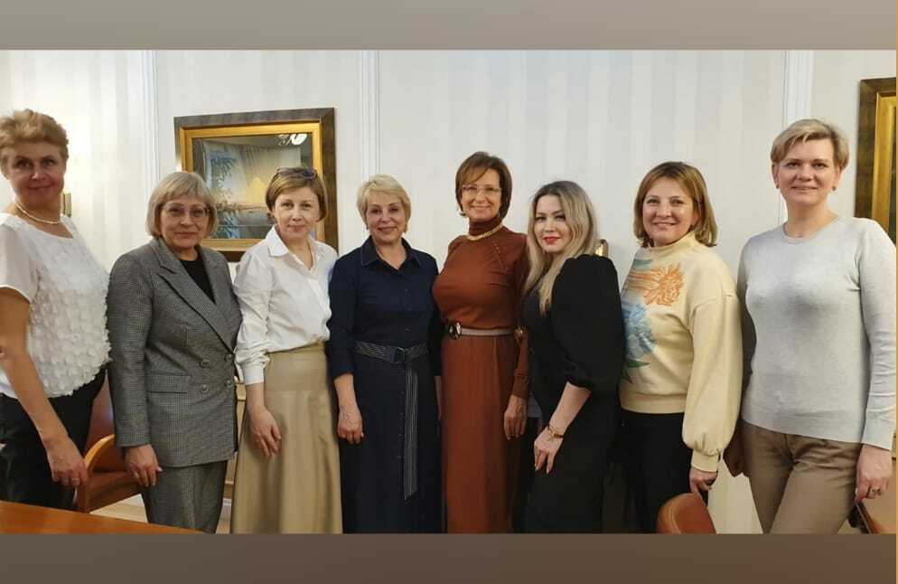 Общественные организации женщин россии. Женщина ассоциации.