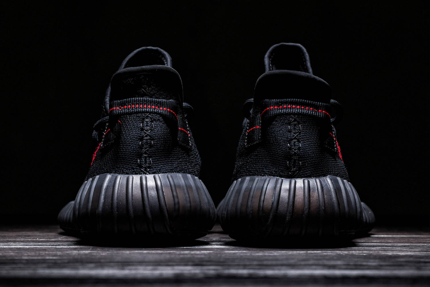 Yeezy Boost 350 v2 Black