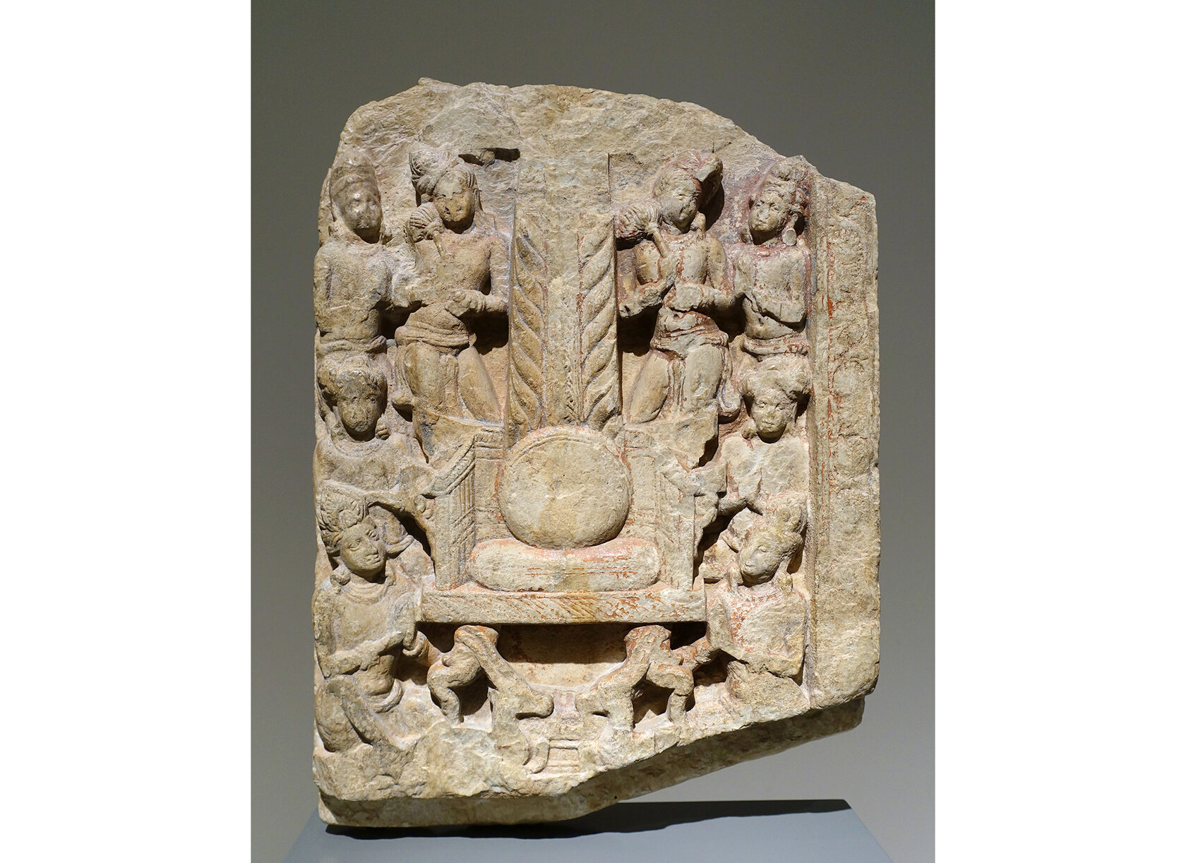 Первые проповеди будды. Relief indian.