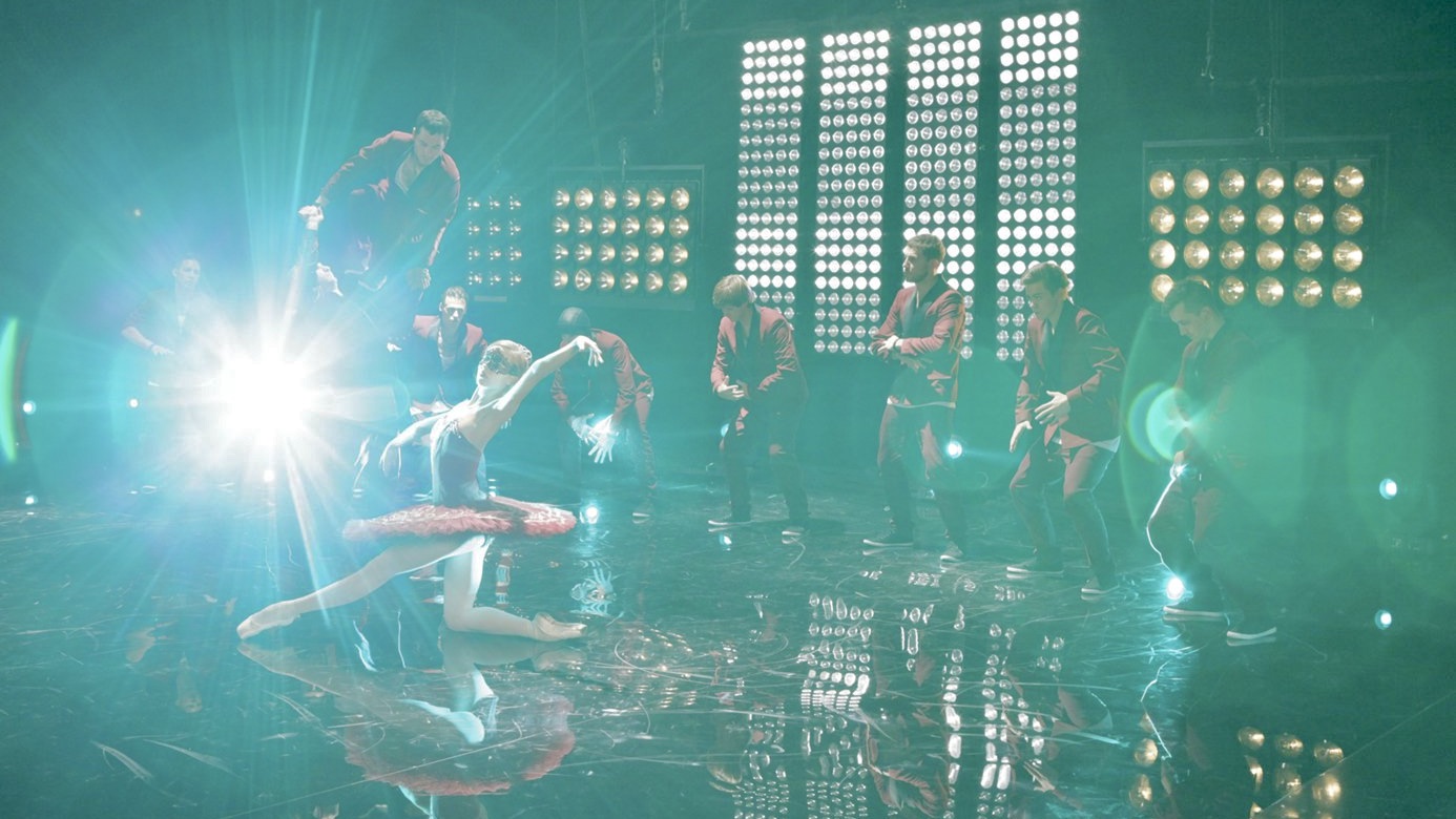 Still 5 from Dance with Me