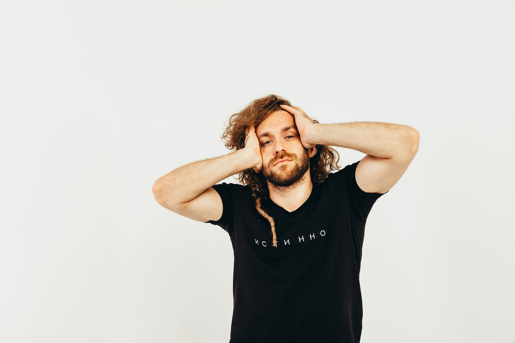 Wear бренд одежды. Бренды одежды. Футболки av. Av wear. Av wear.