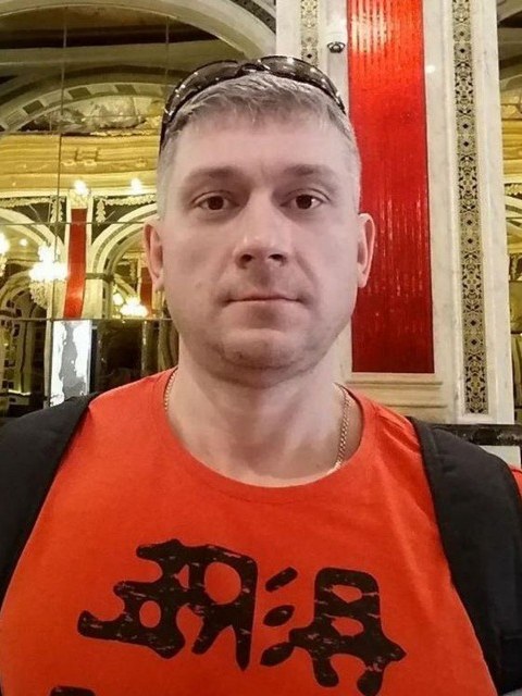 Денис Скакунов