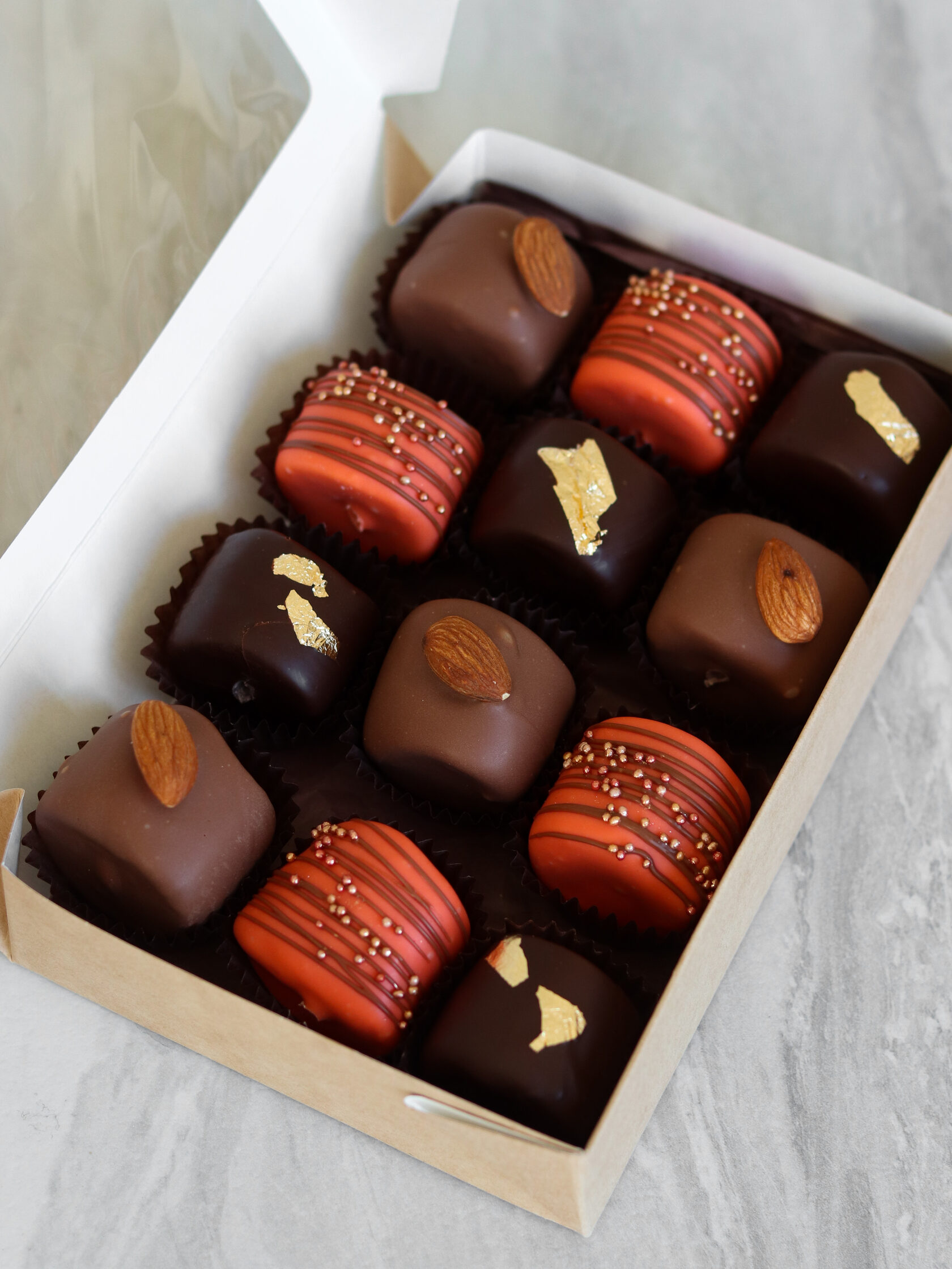 Набор маршмеллоу «Весенний рассвет» - 9 штук + коробка премиум шоколад загадай желание с маршмеллоу и посыпкой 50 г