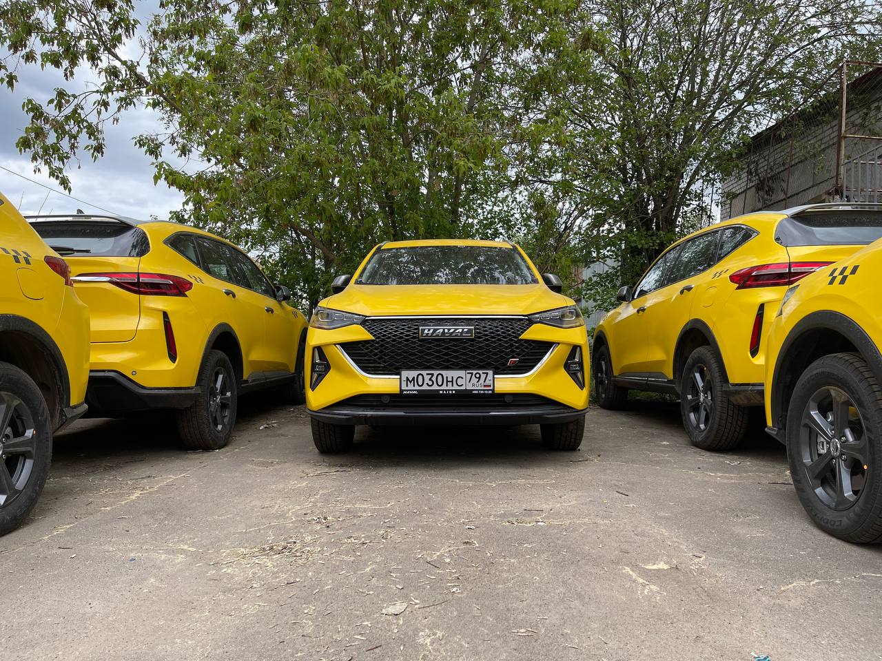 Аренда автомобилей, работа в такси на авто компании с разрешением на пасажирские перевозки