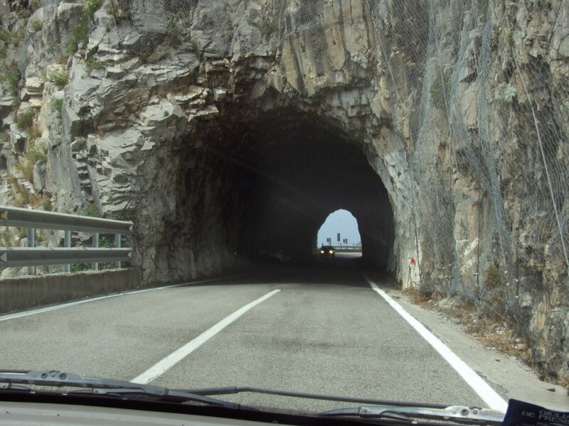 Италия. Туннель