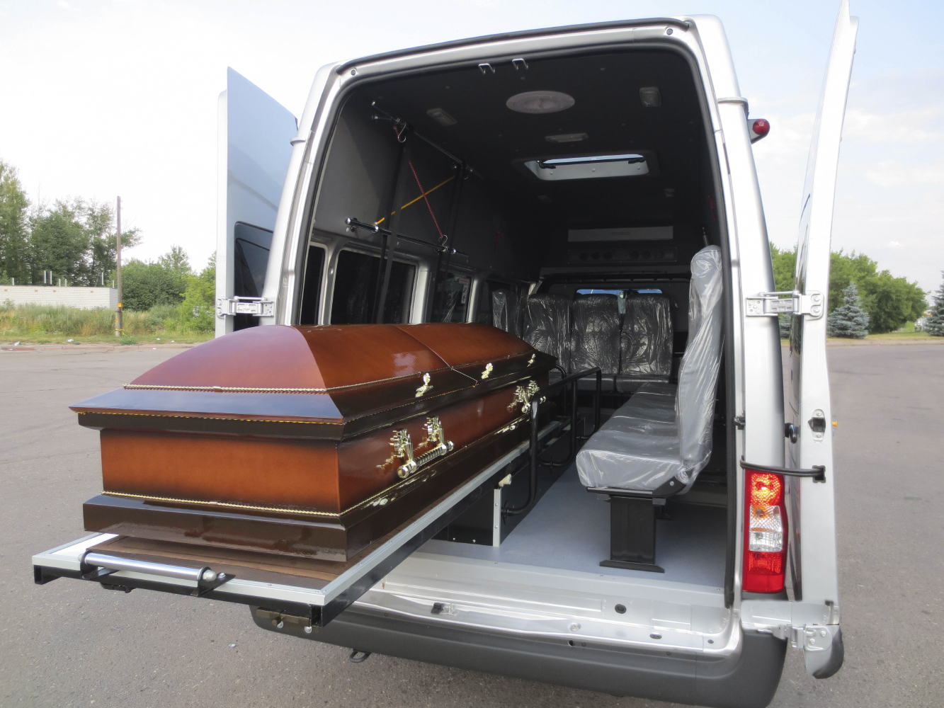 Перевозка усопшего, груз 200