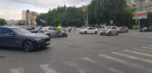 Цены на услуги аварийного комиссара и автоюриста - в Екатеринбурге