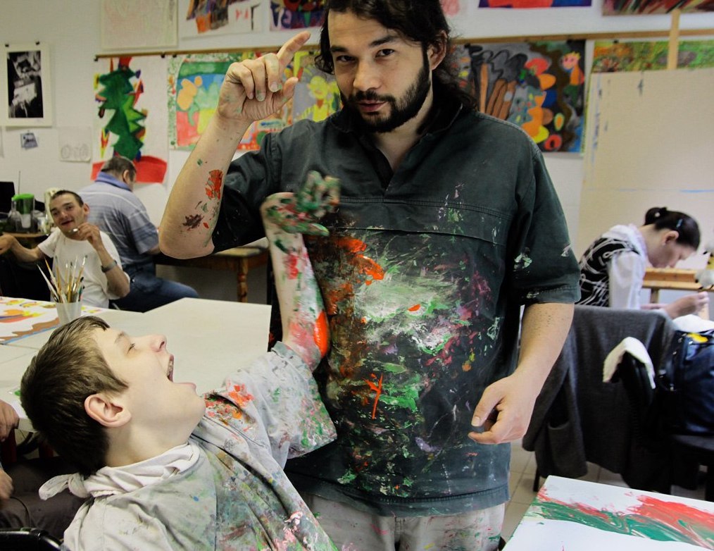 Наивно очень инстаграм. Галерея " наивно? очень!". Проект наивно очень нелли. Проект искусство особых людей. Проект "наивно? очень".