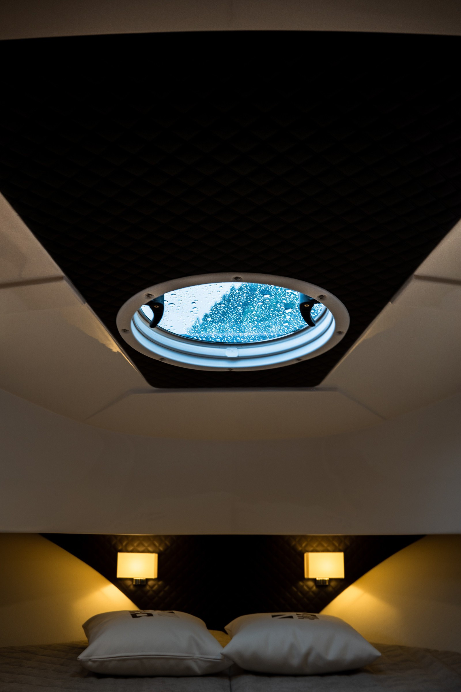 Nord Star 33+ кормовой транец и купальная платформа