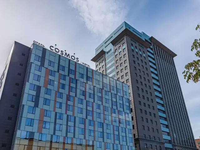 Фасад Cosmos Smart Москва Дубининская