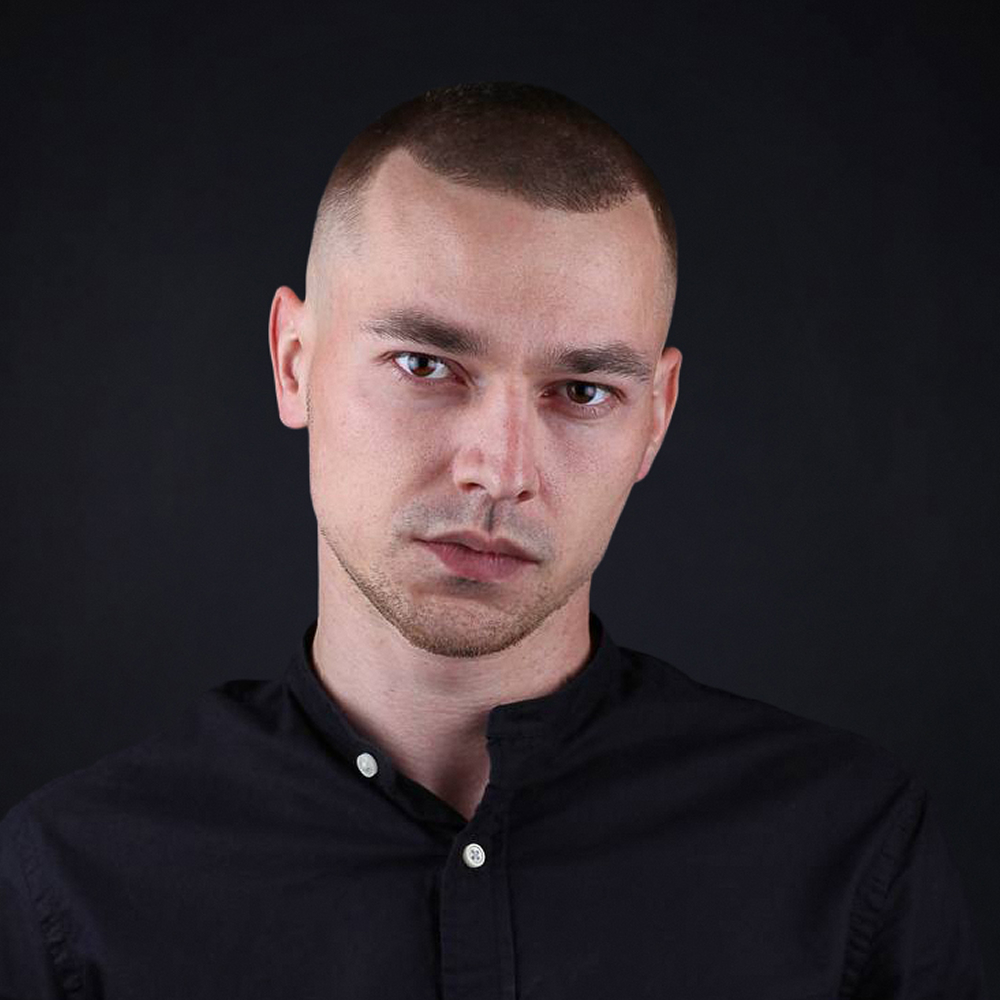 Мастер Роман в Monocuts Ставрополь, ул. Дзержинского, 108, записаться онлайн к мастеру