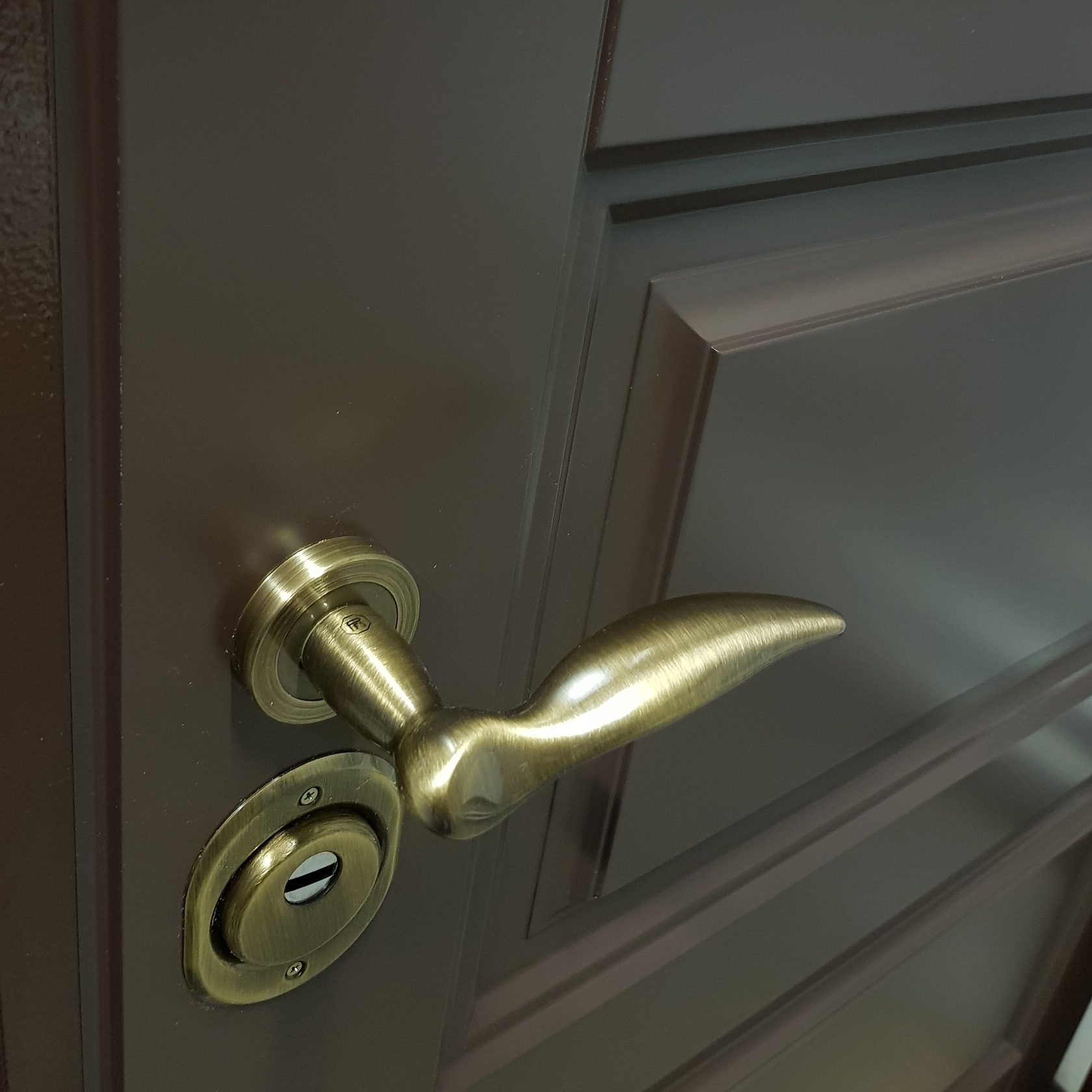 Эмаль или Крашеные панели