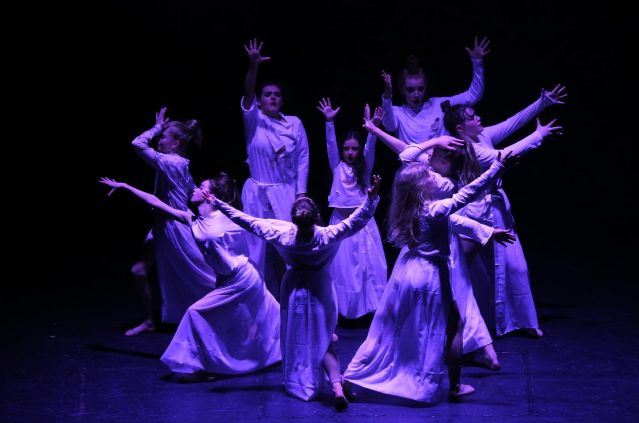 Балет. Балет мюзикл. Вечеринка субботнего вечера. Опера оперетта мюзикл. Опера балет мюзикл.