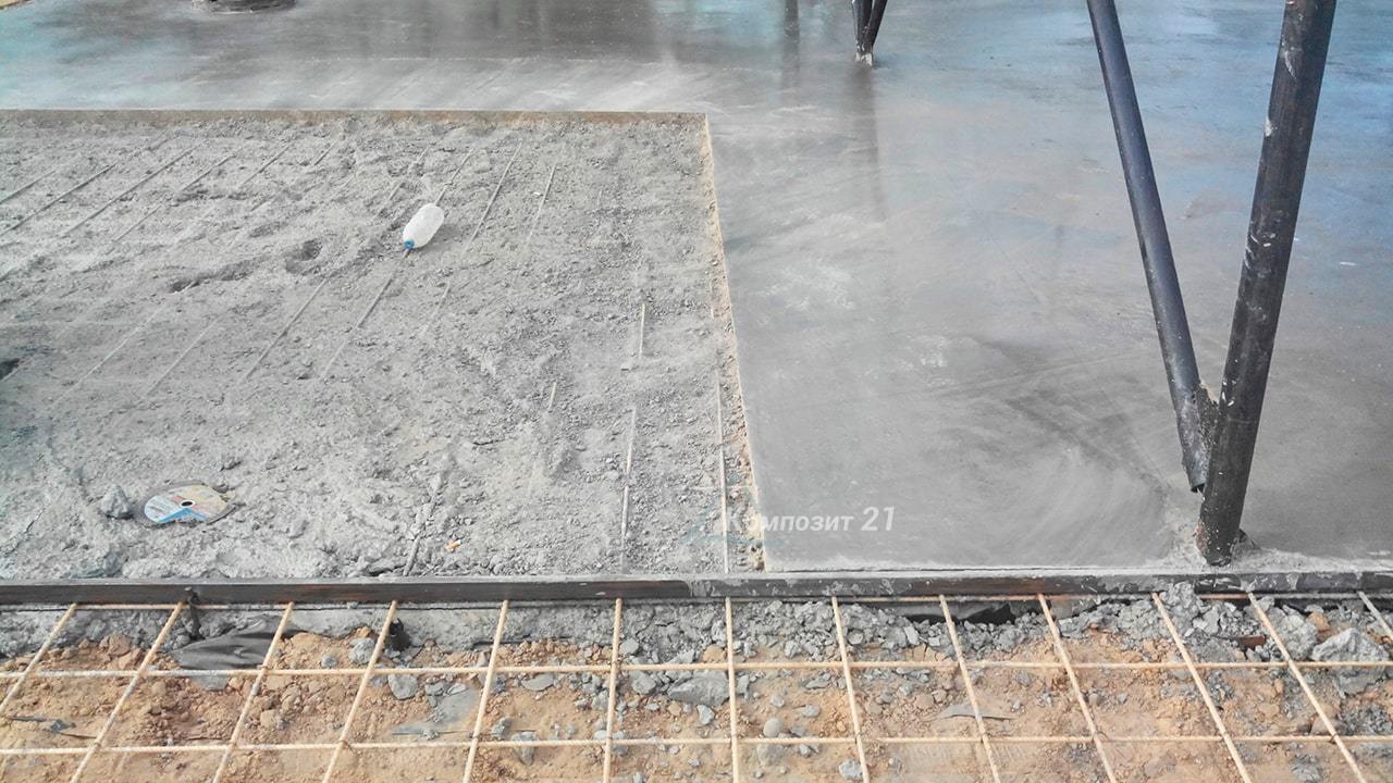 арматура для бетонной площадки под автомобиль. армирование площадки под автомобиль. армирование площадки. фундаментная плита 200 армирование. маяки для заливки монолитной плиты.