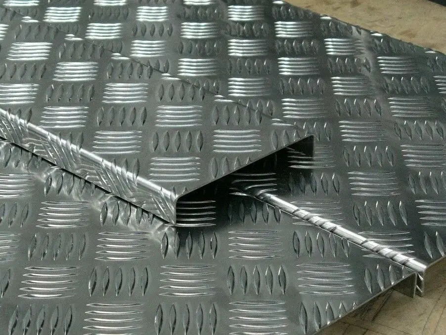 лист рифлёный алюминиевый