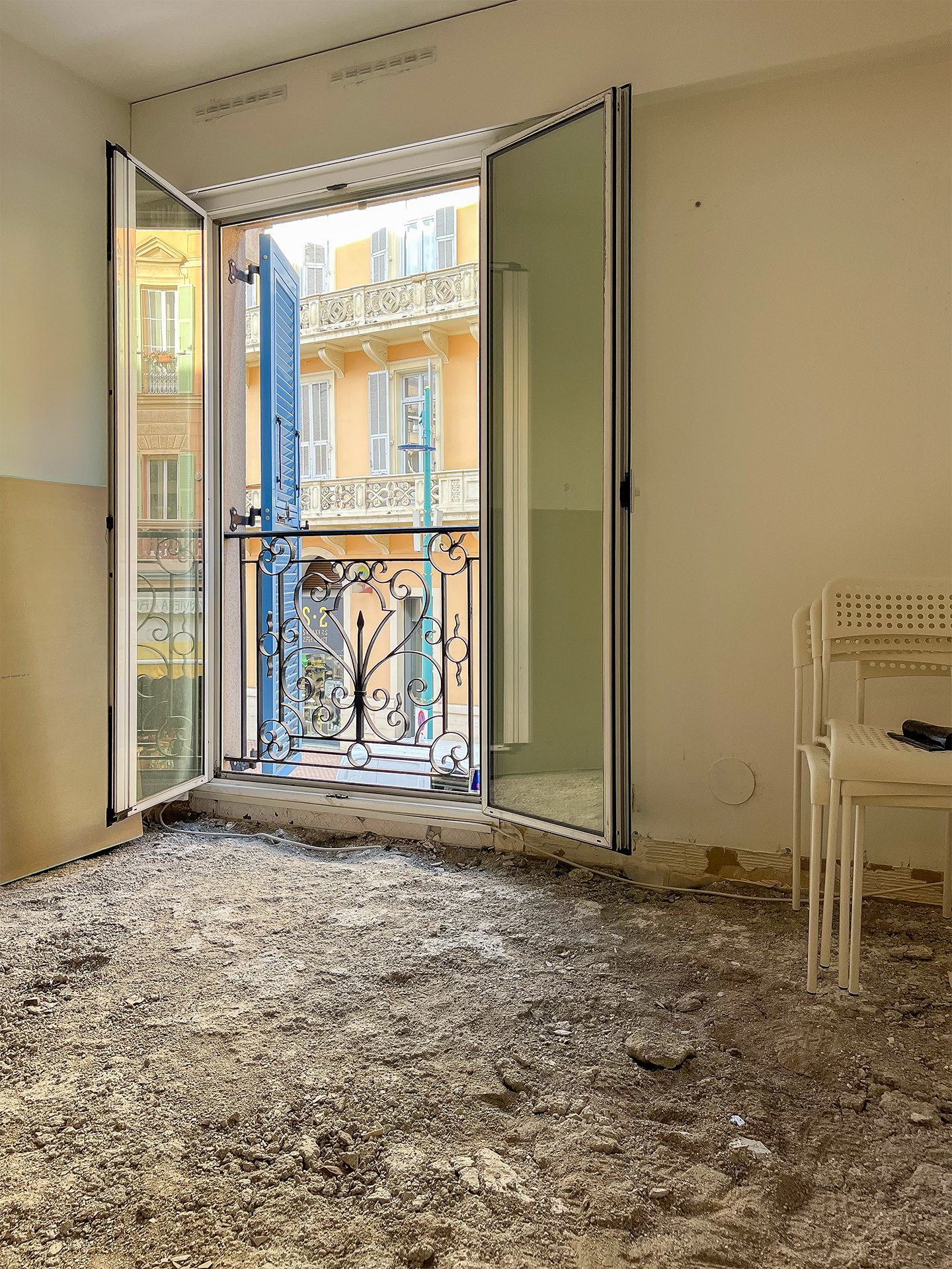 Démolition complète d’un studio de 22 m² à Nice avant réorganisation de l’espace