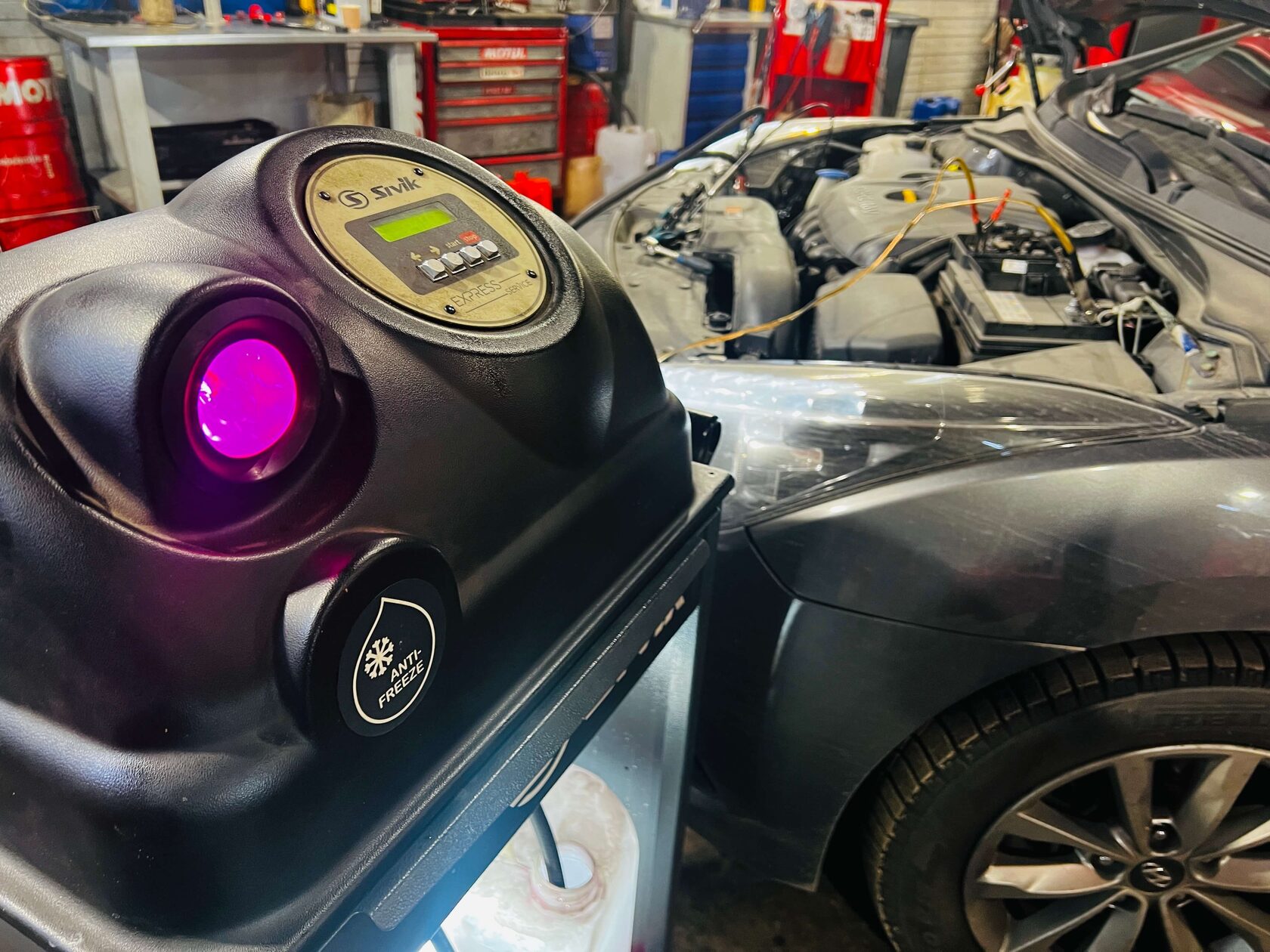 Заменили антифриз установкой на Hyundai I40