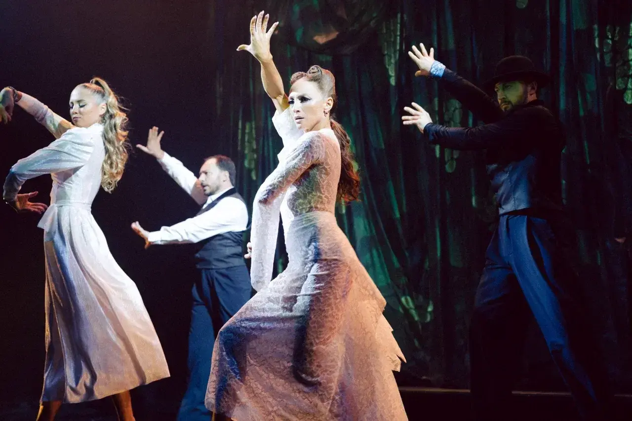 Фото из шоу