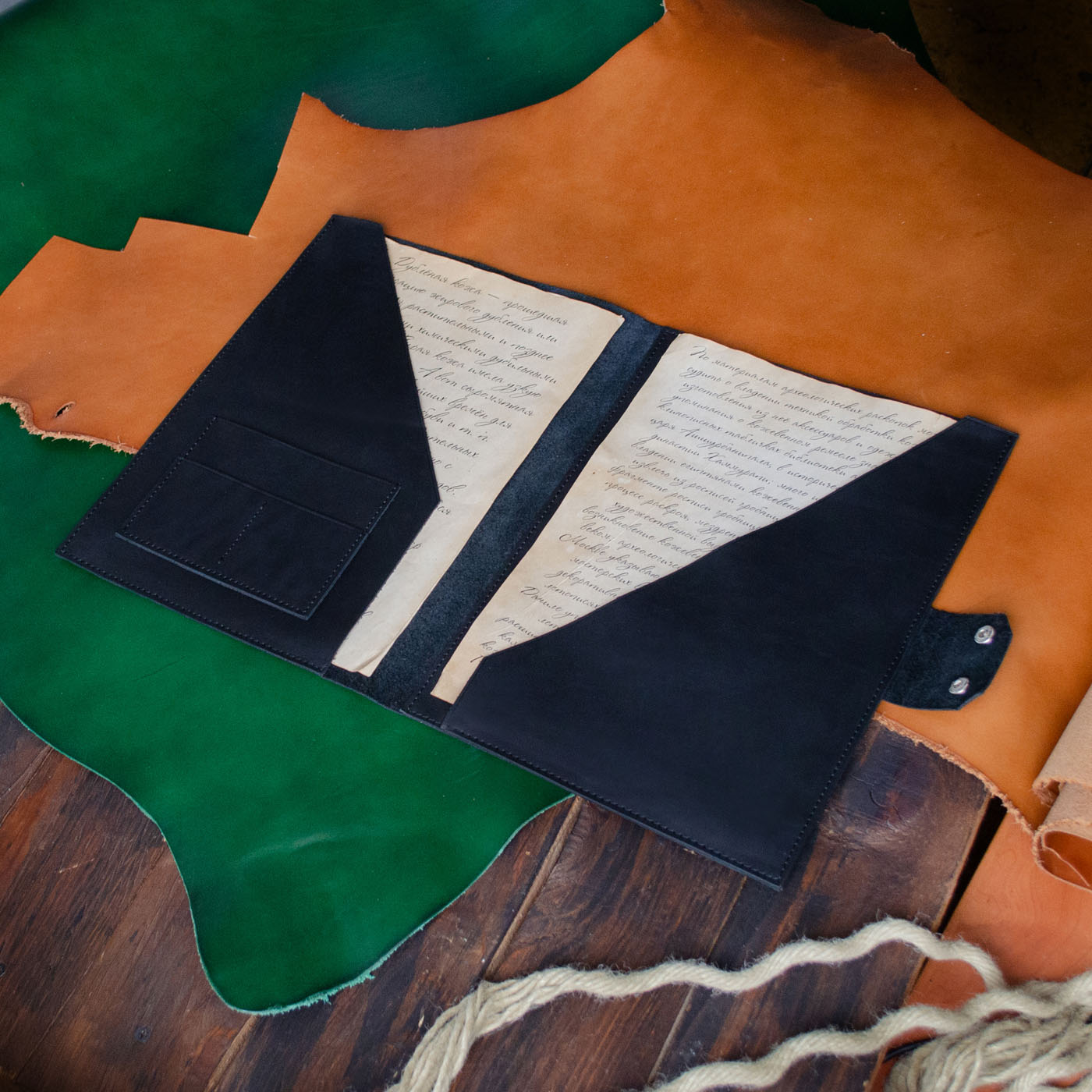 Кожаная папка для документов купить в Москве. Папки из натуральной кожи ...