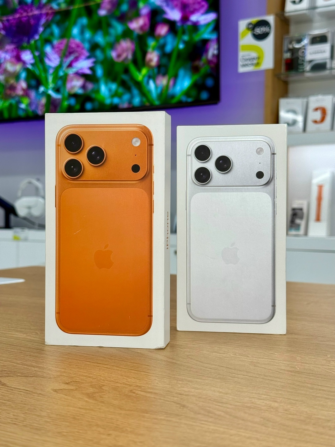 Новый iPhone 17 Pro Max в цвете Cosmic Orange уже в магазине Pro Сервис в Сургуте