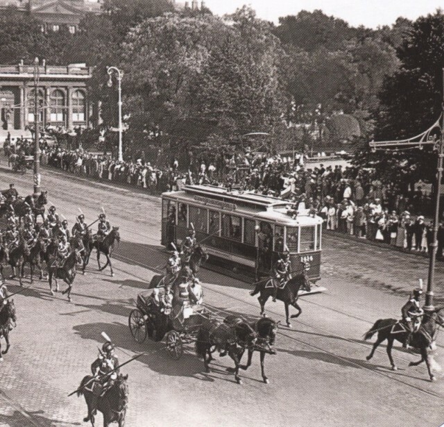16 сентября 1907 года - открытие трамвайного движения в Санкт-Петербурге