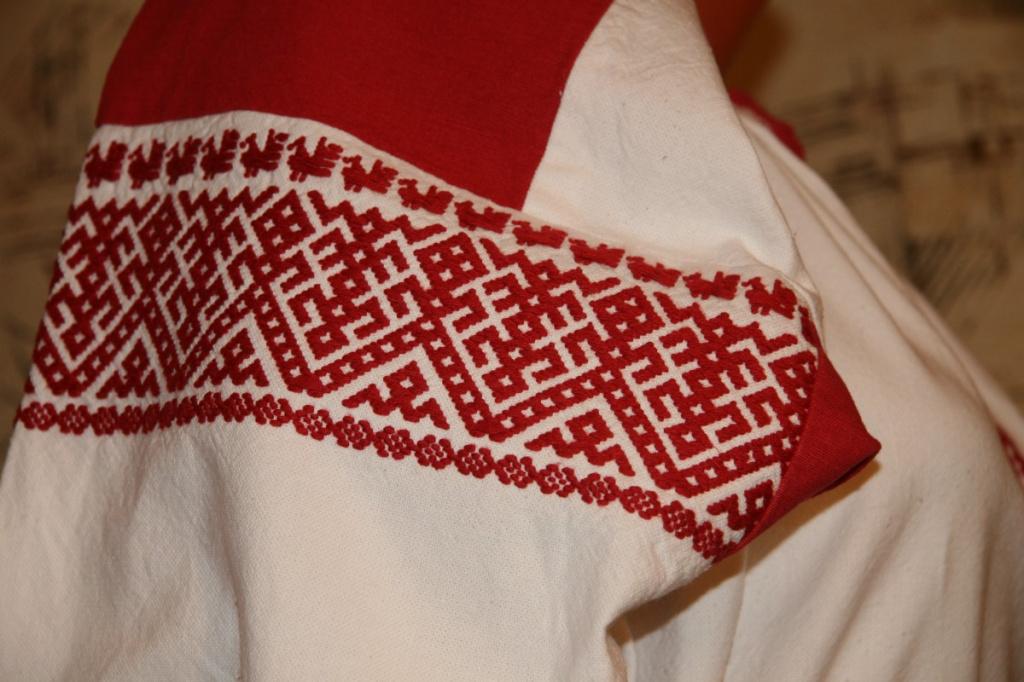 Славянские символы в обережной вышивке