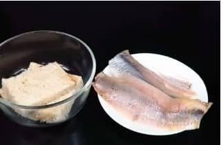 Приготовление форшмака из сельди: шаг 2