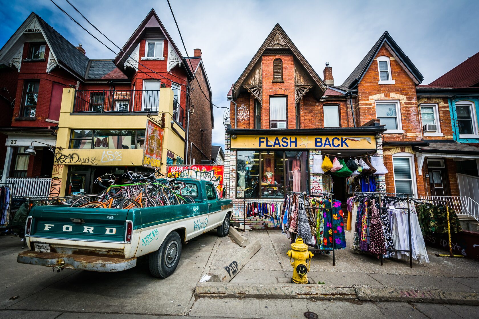 Kensington Market near Pottery Studio 1 Toronto