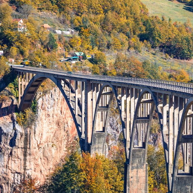 Каньоны Черногории — Впечатляющая поездка