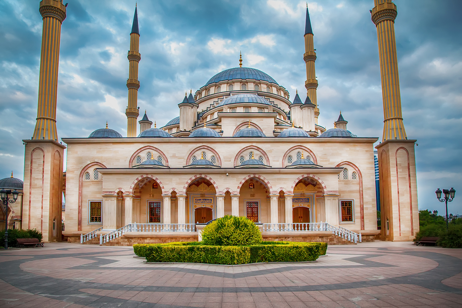 по музеям кавказа