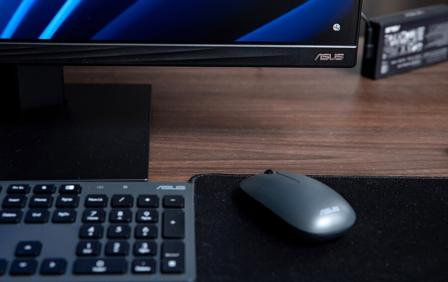 ExpertCenter E5 AiO 27